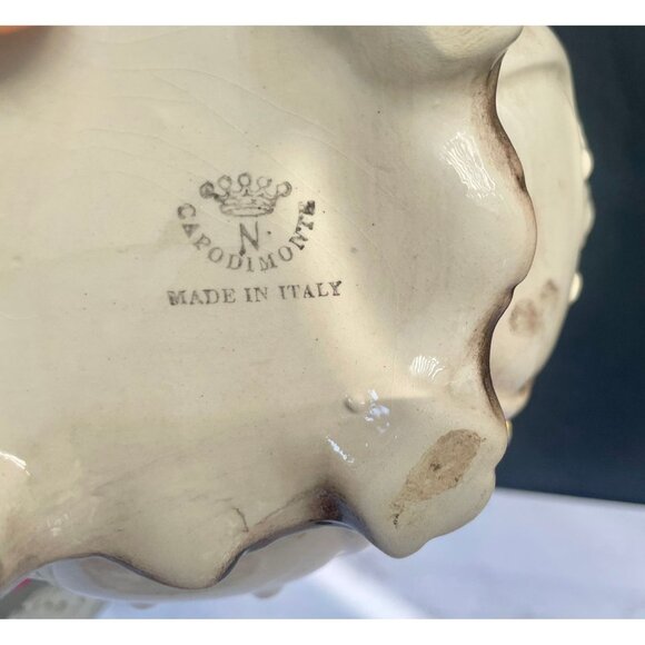 Vintage Capodimonte Ceramic Covered Dish with Roses Flowers Italy Capodimonte Po - Picture 6 of 8